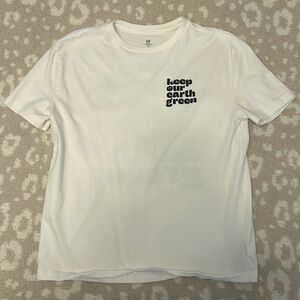 gap kids keep our earth green white graphic tee